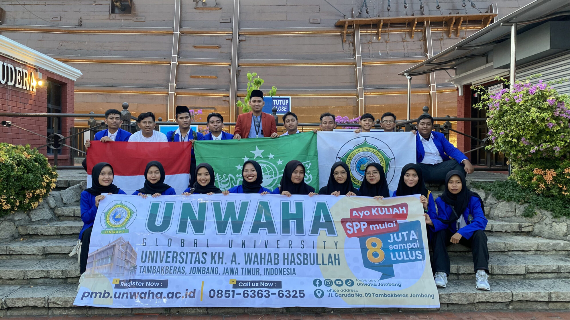 Mahasiswa Unwaha Jombang Menyelami Pengalaman Berharga di Malaysia